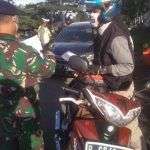 Puncak Arus Balik: Banyak Pemotor "Dibalikin" di Check Point Lemahwungkuk