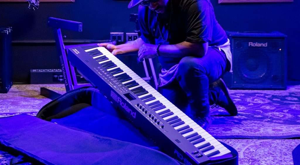 Roland RD-88 | Keyboard Terkini dengan Aneka Kesegaran Teknologi Roland RD-88 | Keyboard Terkini dengan Aneka Kesegaran Teknologi