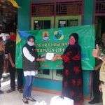 Polsek dan Puskesmas Kunjungi Warga Pabuaran yang Sembuh dari Corona