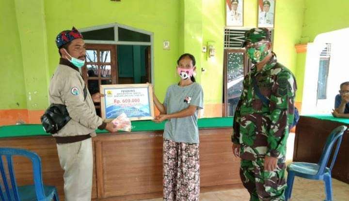 Tuntas! Semua Bantuan di Desa Babakan Losari Sudah Diserahkan ke Masyarakat Tuntas! Semua Bantuan di Desa Babakan Losari Sudah Diserahkan ke Masyarakat