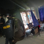 Tawuran Antar Warga Pecah di Kab Cirebon! "10 Rumah Rusak"