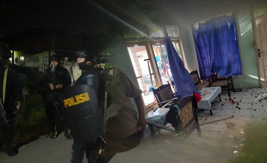 Tawuran Antar Warga Pecah di Kab Cirebon! "10 Rumah Rusak"
