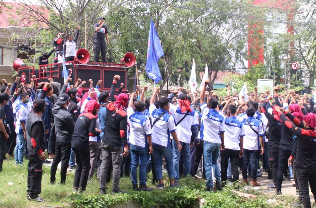 Kadis Bantah PHK di PT TKR Atas Ijin Disnakertrans