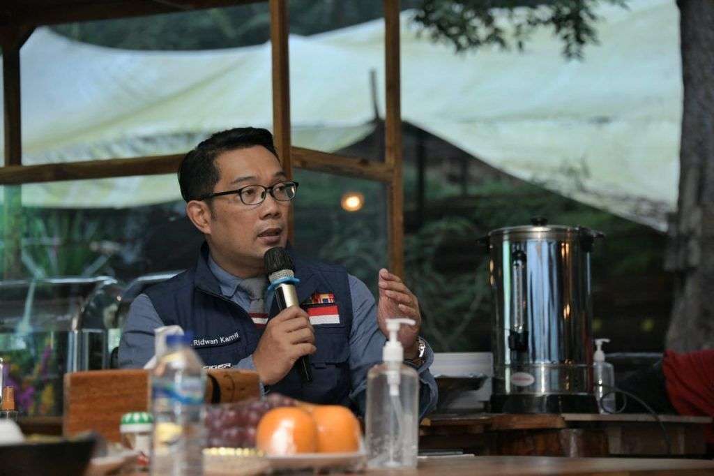 KBM Tatap Muka, Guru Wajib Tes PCR KBM Tatap Muka, Guru Wajib Tes PCR