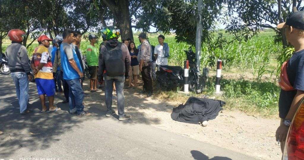 Luka Berat! Mahasiswi Tabrak Bokong Truk di Jalan Ciledug - Ketanggungan Luka Berat! Mahasiswi Tabrak Bokong Truk di Jalan Ciledug - Ketanggungan