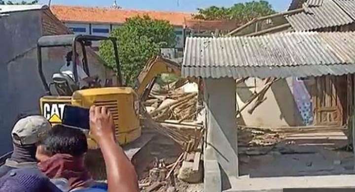 24 Tahun Berdiri, "Warkop Lendir" di Kec Mundu - Cirebon Dibongkar