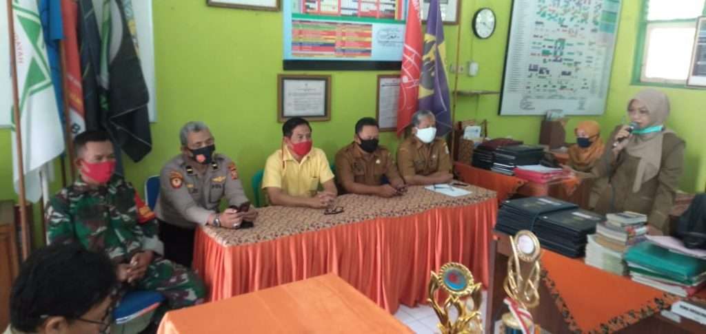Sekolah di Cirebon Timur Bersiap KBM Tatap Muka, di SMPN 1 Babakan 89,1% "Setuju"