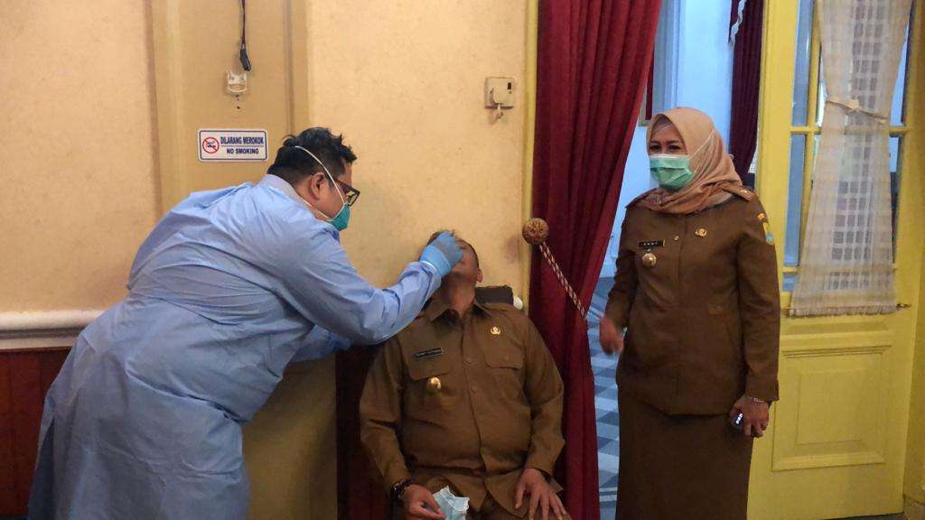 Bupati Cirebon Sudah Swab Test Empat Kali, Ini Hasil yang Terakhir