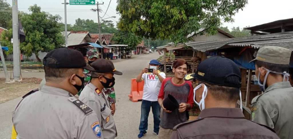 Polsek Cibarusah Terus Gencar Lakukan Ops Yustisi Polsek Cibarusah Terus Gencar Lakukan Ops Yustisi