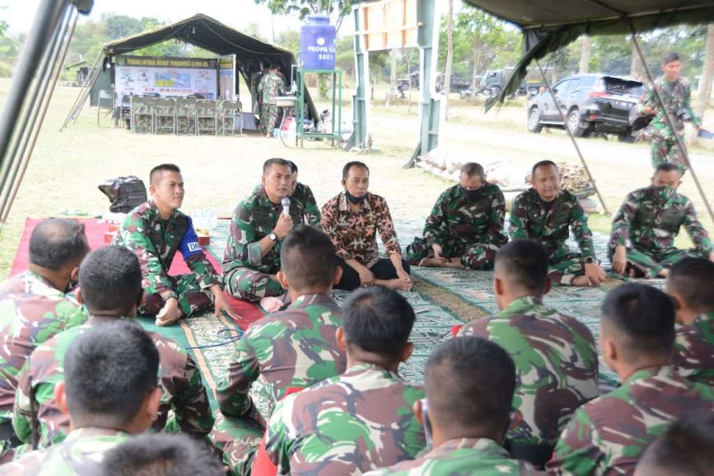 Kasdam III/Slw Tinjau Menembak Armed, Dekatkan Diri Dengan Tuhan Y.M.E