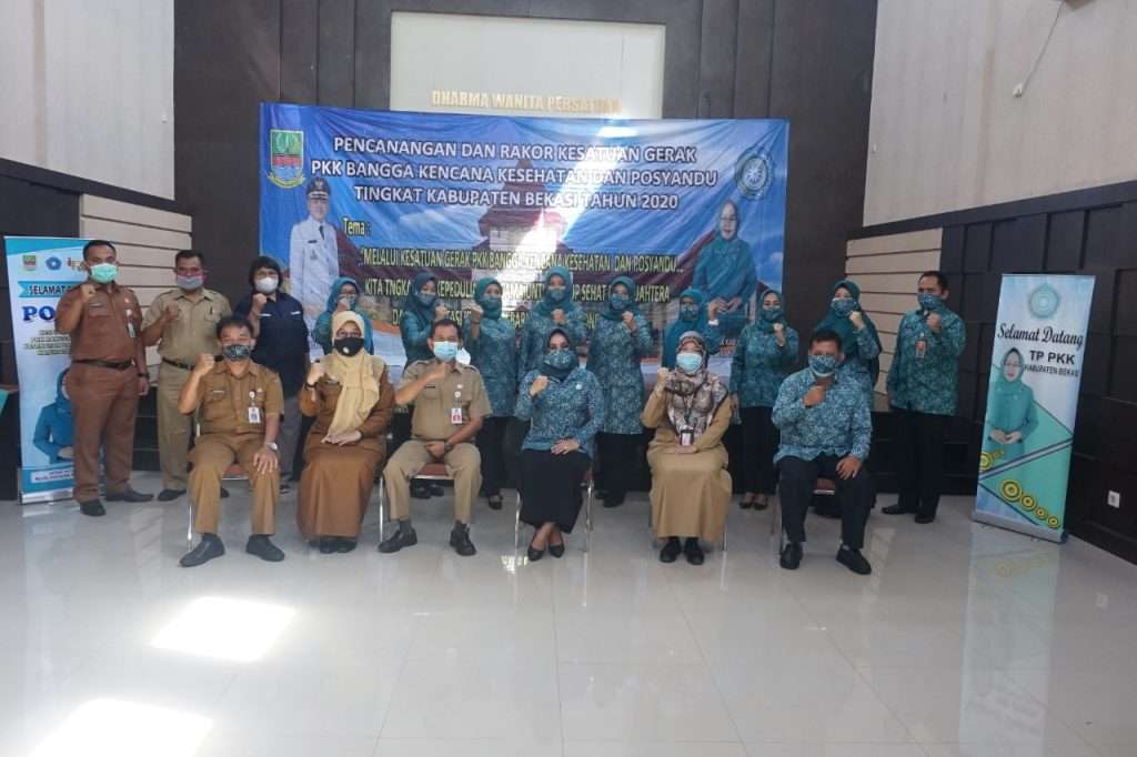 Lakukan Monev Lomba Kesrak, Ketua Tim PKK Kunjungi Desa Bojongmangu