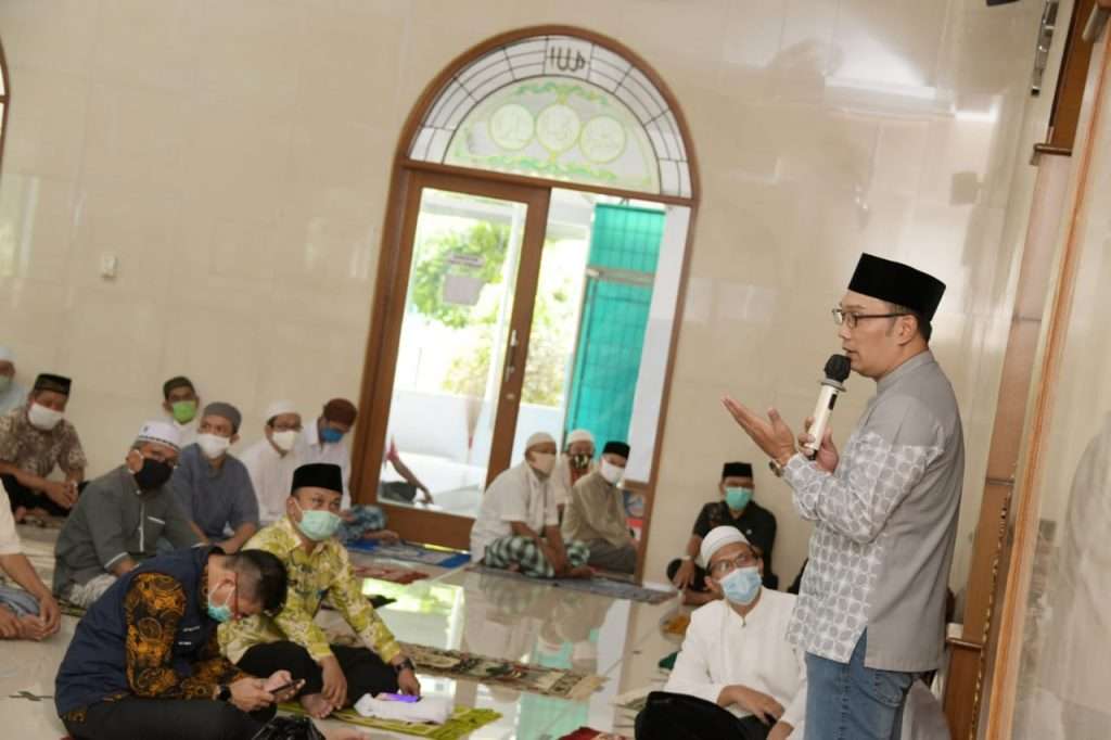 Berkantor di Depok, Ridwan Kamil Sosialisasi COVID-19 Langsung ke Masyarakat Berkantor di Depok, Ridwan Kamil Sosialisasi COVID-19 Langsung ke Masyarakat