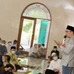 Berkantor di Depok, Ridwan Kamil Sosialisasi COVID-19 Langsung ke Masyarakat