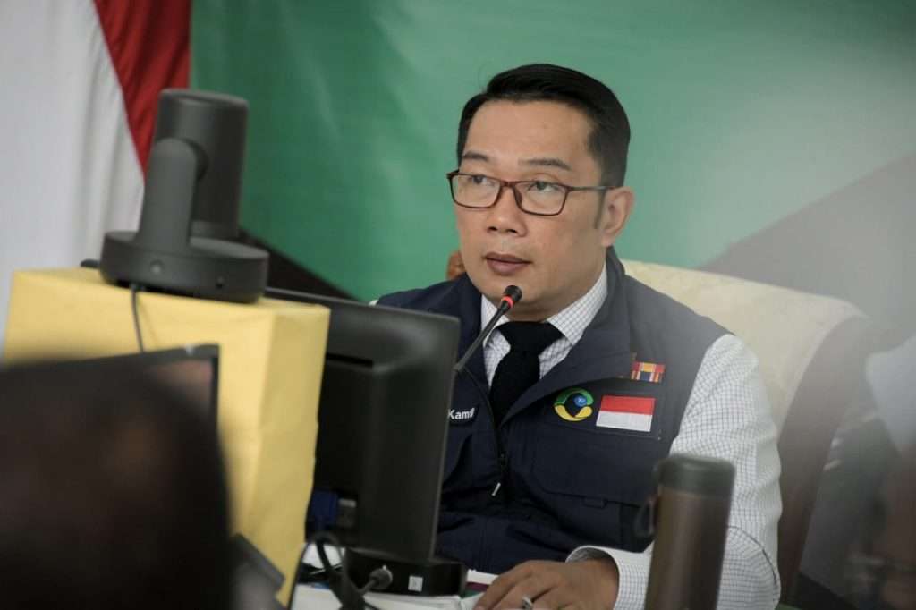 UU Cipta Kerja Disahkan, Gub Jabar: Kita Terima Dulu Lalu Evaluasi UU Cipta Kerja Disahkan, Gub Jabar: Kita Terima Dulu Lalu Evaluasi