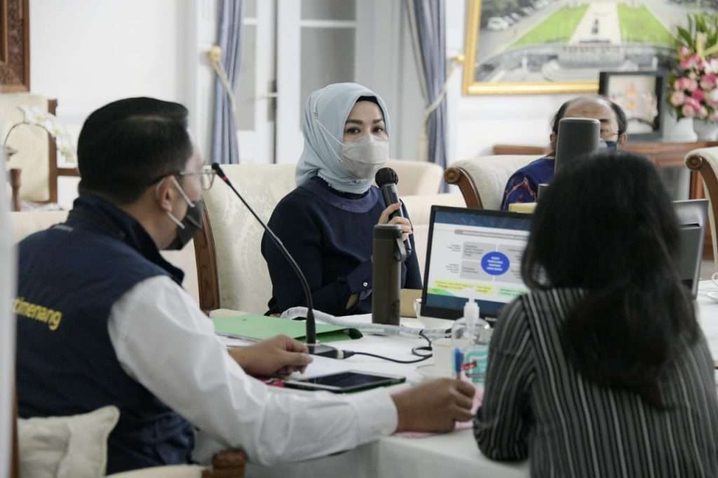 Ekonomi Jabar Dinilai Akan Normal Tahun 2025 Ekonomi Jabar Dinilai Akan Normal Tahun 2025