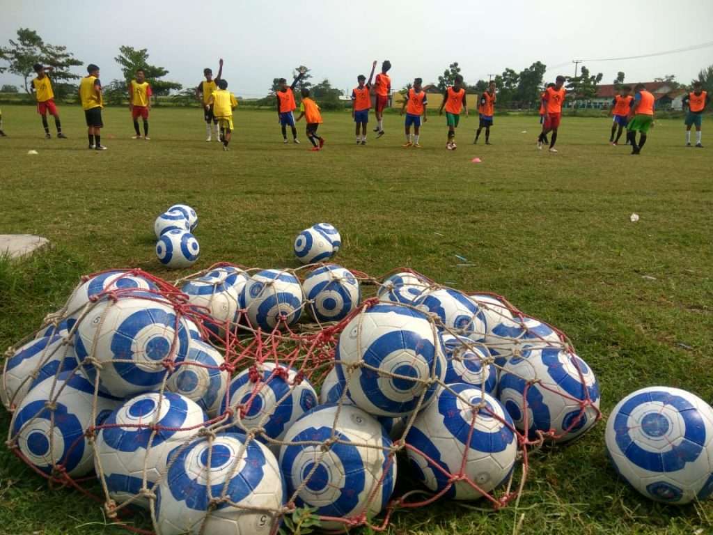 Begini Aktifitas Eskul Sepak Bola SMK AL JABBAR Ciledug Ditengah Pandemi