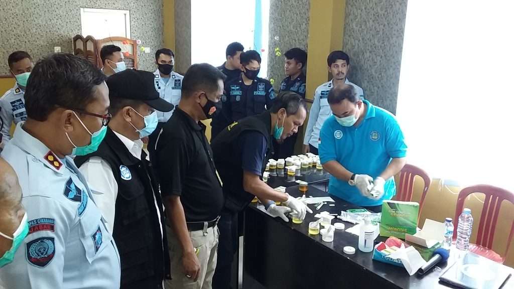 112 Petugas Lapas Cikarang Dites Urine, Ini Hasilnya