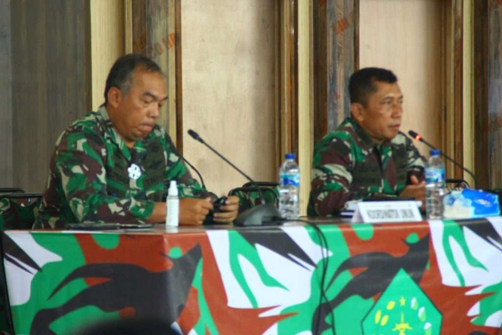 Dirlat Kodiklatad Pimpin Rapat Latancab BTP Brigif R-9 Kostrad 2020