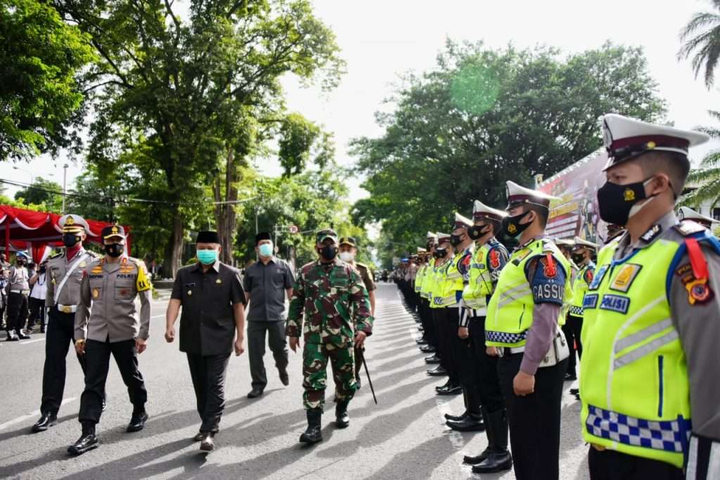 Wagub Jabar Pimpin Apel Gelar Pasukan Operasi Lilin Lodaya 2020 Wagub Jabar Pimpin Apel Gelar Pasukan Operasi Lilin Lodaya 2020 