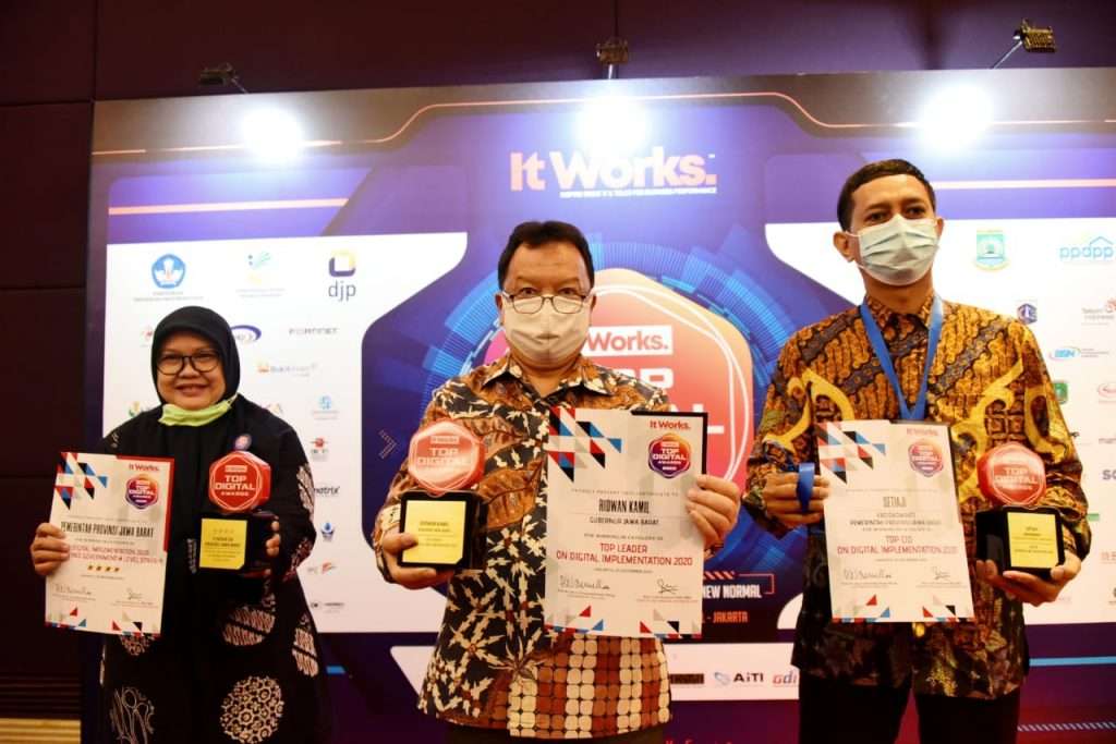 Jabar Raih Tiga Penghargaan dalam It Works Top Digital Awards 2020 Jabar Raih Tiga Penghargaan dalam It Works Top Digital Awards 2020