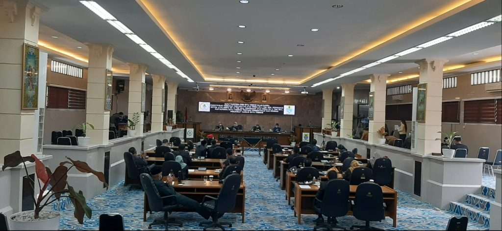 DPRD Kota Cirebon Gelar Paripurna "Pengambilan Keputusan Empat Raperda"
