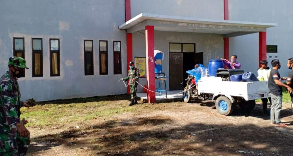 'Lockdown' 3 Hari, Kecamatan Ciledug Fokus Sterilisasi Lingkungan 'Lockdown' 3 Hari, Kecamatan Ciledug Fokus Sterilisasi Lingkungan