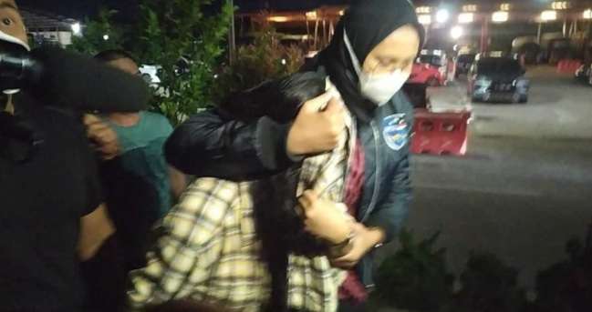 Artis TA Ditangkap Polda Jabar Gara-gara 'Bisnis Lendir', Siapa Dia?