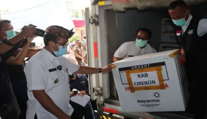 Bupati Cirebon Targetkan Vaksinasi Covid Selesai Februari, Hari Ini Mulai Disebar