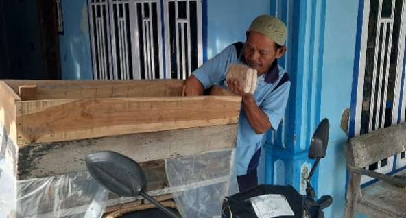 Ma Misnen, Bos Tempe yang Diminta Warga Jadi Kuwu Dompyong Kulon