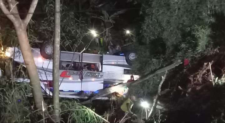 Bus Masuk Jurang Di Sumedang, Belasan Nyawa Melayang