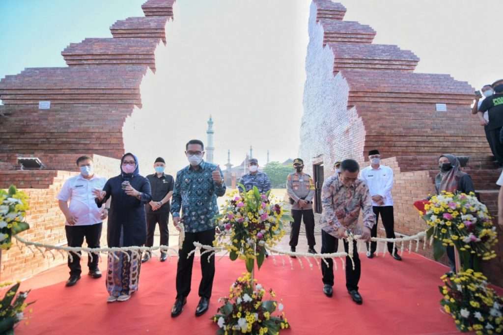 Gub Jabar: Lebih Baik Berebut Daripada Kosong Tak Ada yang Datang Gub Jabar: Lebih Baik Berebut Daripada Kosong Tak Ada yang Datang