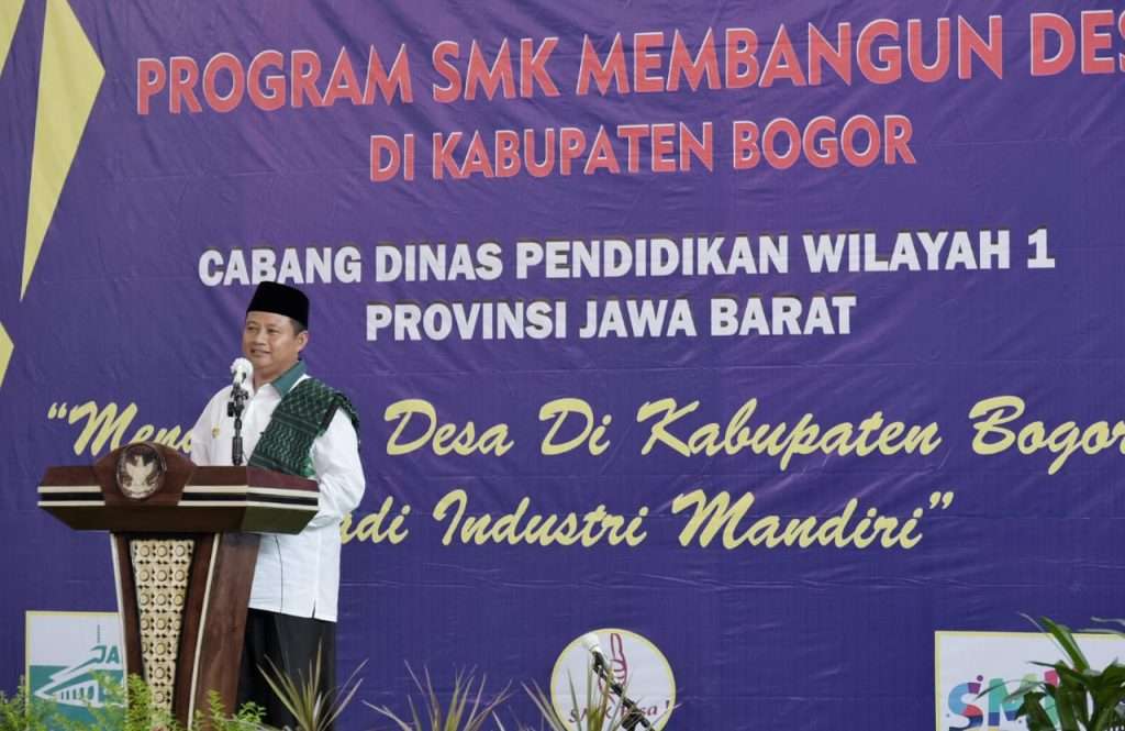 Uu Ruzhanul Resmikan Program SMK Membangun Desa di Kabupaten Bogor