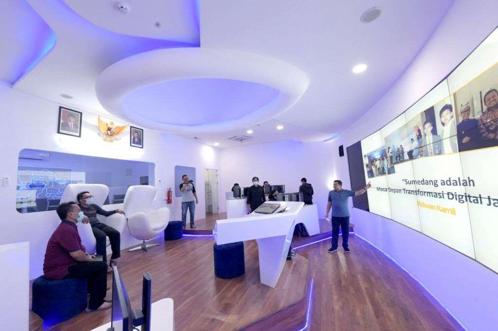 Gub Jabar: Command Center Sumedang Wajah Digital West Java