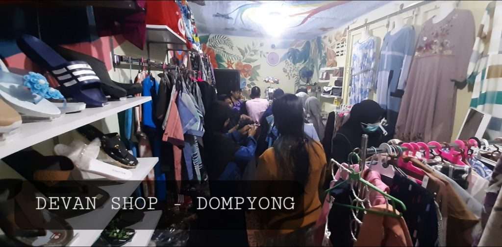 Cari Baju Lebaran? Ke Devan Shop Aja..