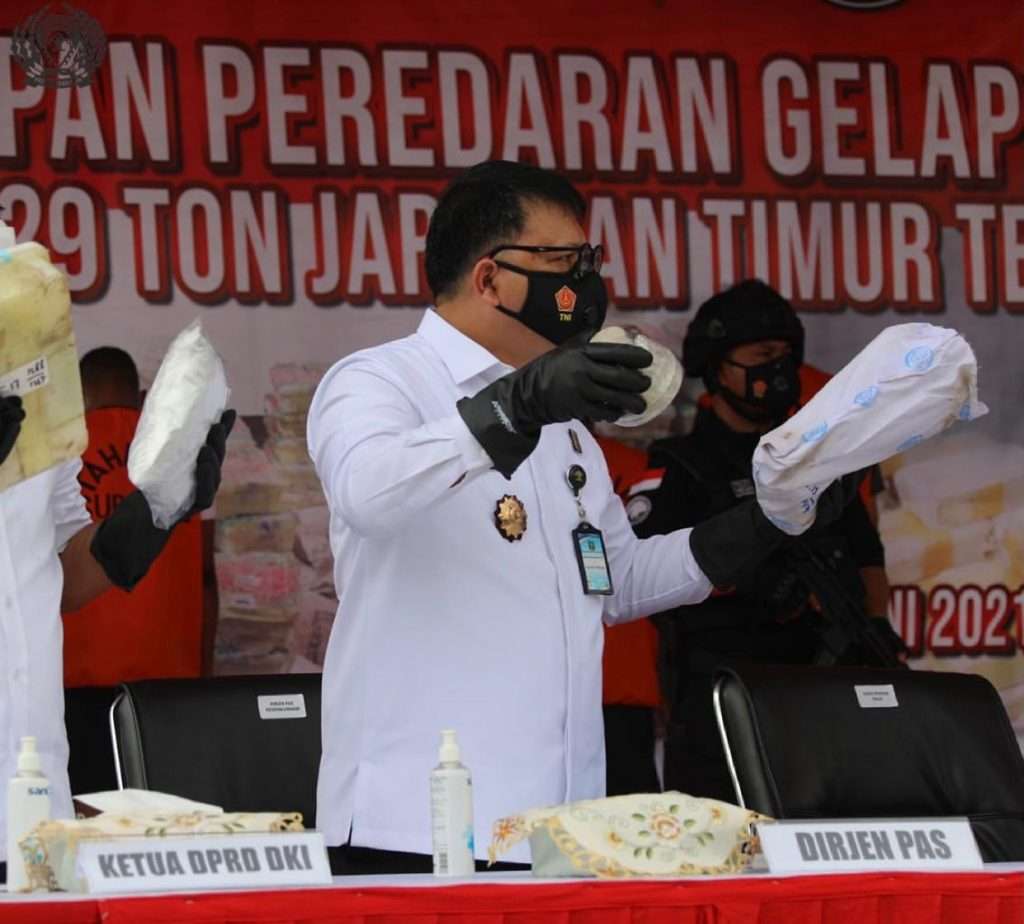 Ditjenpas Kerjasama dengan Polda Metro Jaya Gagalkan Peredaran 1.129 Ton Sabu Jaringan Internasional Ditjenpas Kerjasama dengan Polda Metro Jaya Gagalkan Peredaran 1.129 Ton Sabu Jaringan Internasional