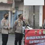 Kapolresta Cirebon Kombes Pol Arif Budiman Pantau Langsung Penyekatan Jalan Di Sumber