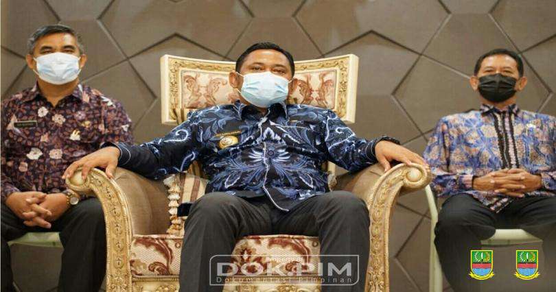Bupati Bekasi Ikuti Launching Pendataan Keluarga Secara Virtual