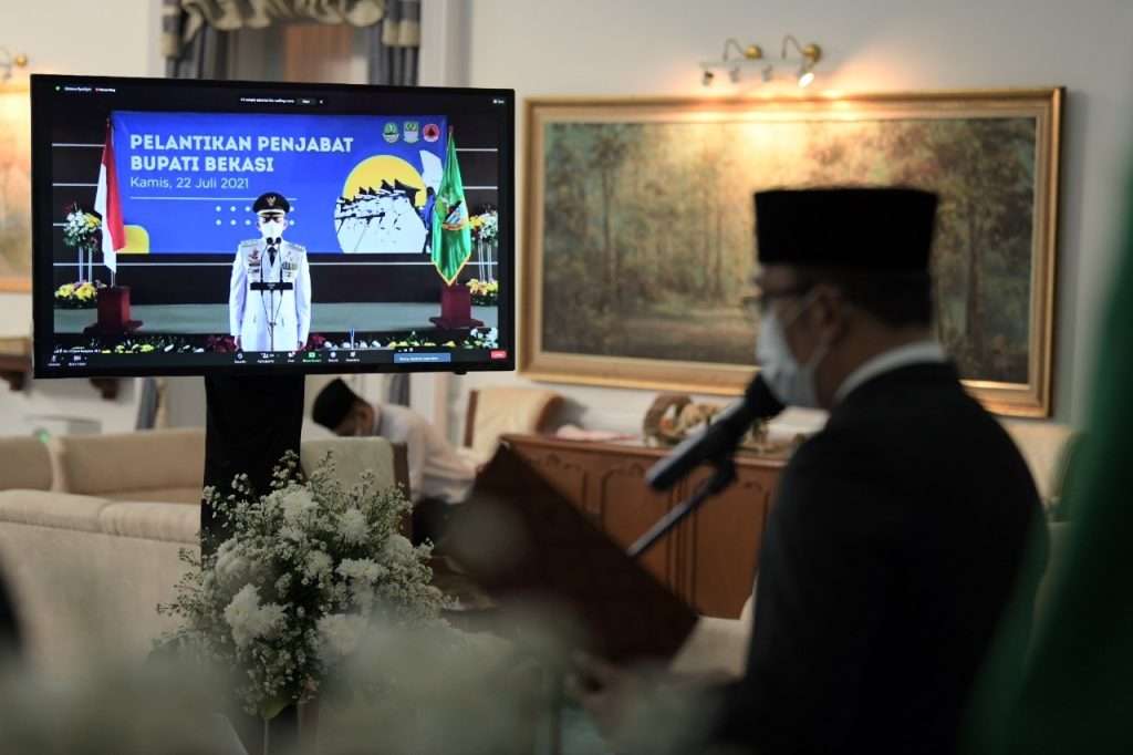 Ridwan Kamil Lantik Kepala BPBD Jabar Jadi Pj Bupati Bekasi