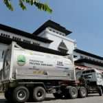 Ridwan Kamil Lepas Empat ISO Tank Oksigen Bantuan Sumsel