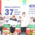 Ridwan Kamil Serahkan Bantuan Keuangan Khusus Desa