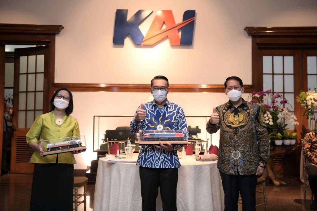 Gandeng KAI, Ridwan Kamil Ingin Kereta Api sampai ke Selatan Jabar