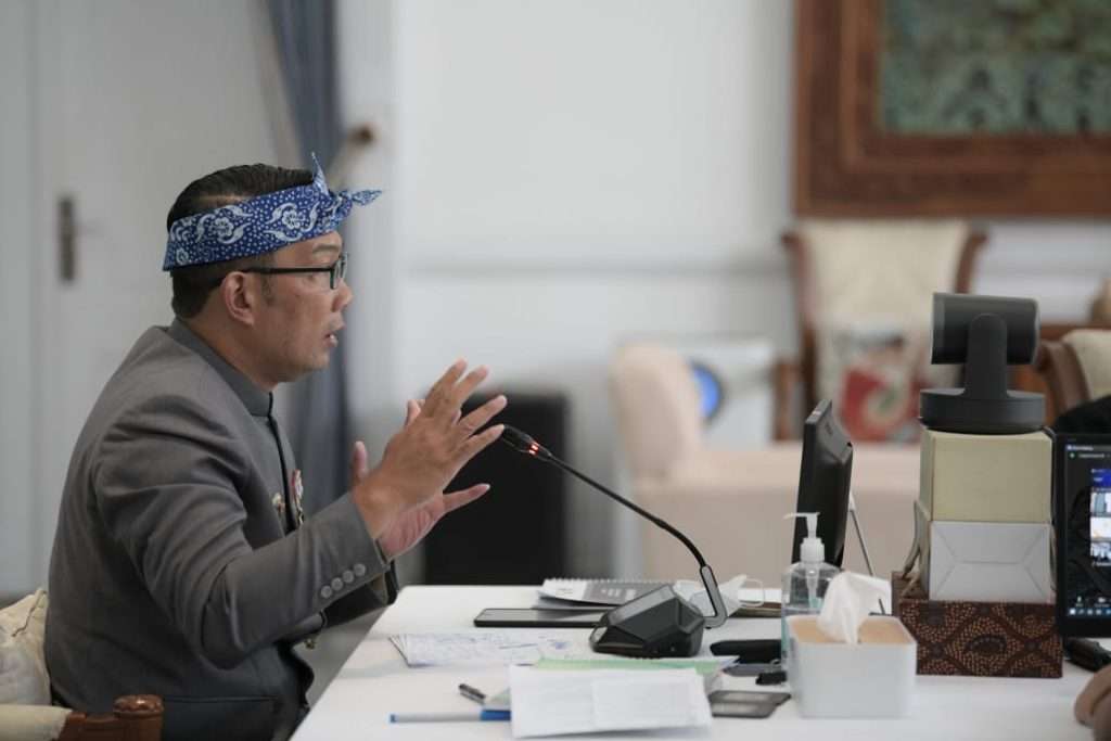 Ridwan Kamil Ajak Pelaku Usaha Optimis Pulihkan Ekonomi Ridwan Kamil Ajak Pelaku Usaha Optimis Pulihkan Ekonomi