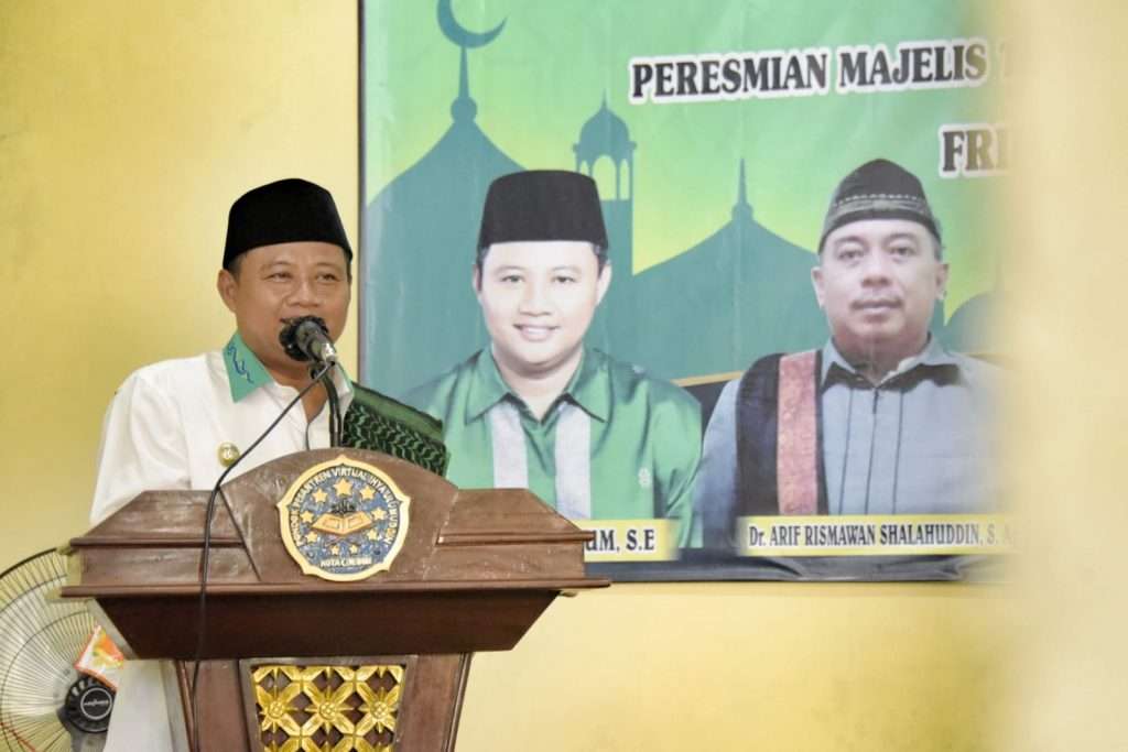 JABAR PEDULI ANAK YATIM Wagub: Jabar Usulkan Hari Anak Yatim Nasional JABAR PEDULI ANAK YATIM Wagub: Jabar Usulkan Hari Anak Yatim Nasional