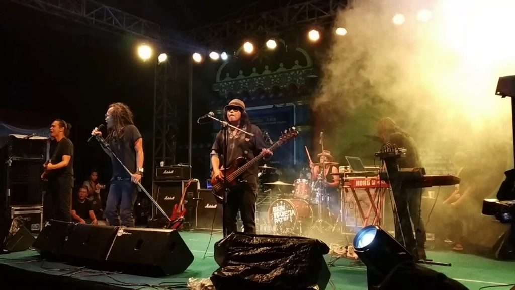 Pemerintah Akhirnya Izinkan Konser Musik & Kegiatan Skala Besar Digelar Pemerintah Akhirnya Izinkan Konser Musik & Kegiatan Skala Besar Digelar