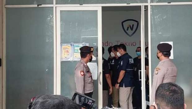 Sering Sebar Data Konsumen, Manajer Dan Puluhan Karyawan Pinjol Diamankan Polisi
