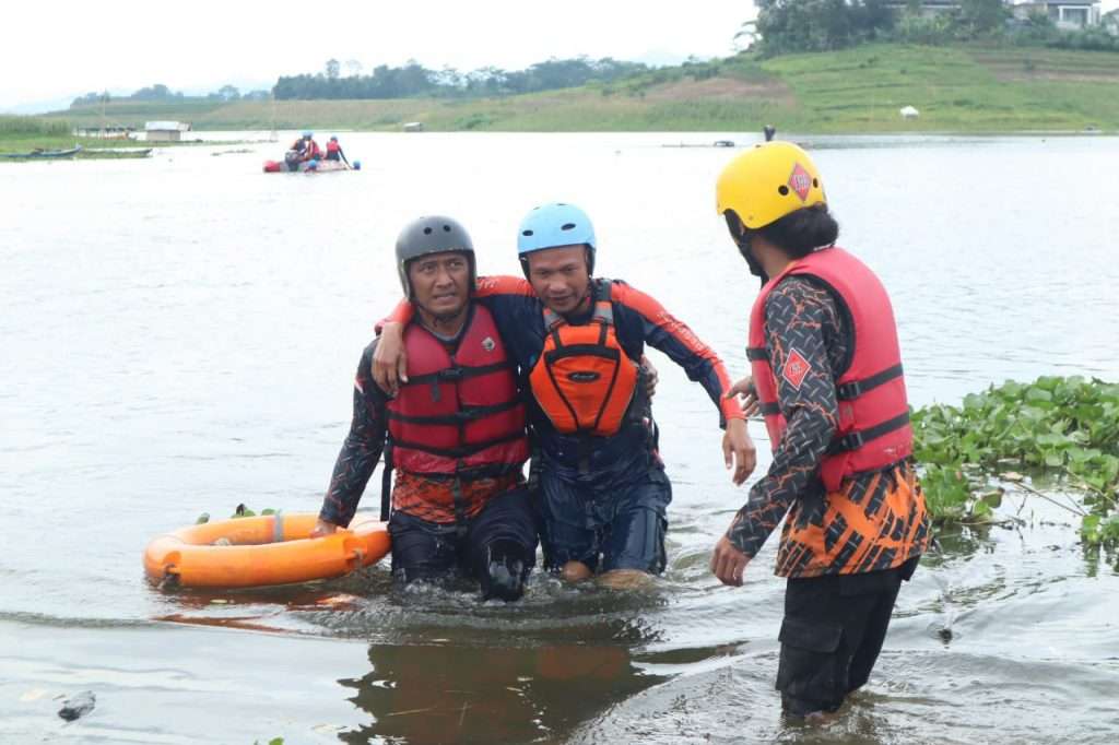 JQR & BASARNAS Siap Latih Relawan Kebencanaan di 27 Kab/Kota JQR & BASARNAS Siap Latih Relawan Kebencanaan di 27 Kab/Kota