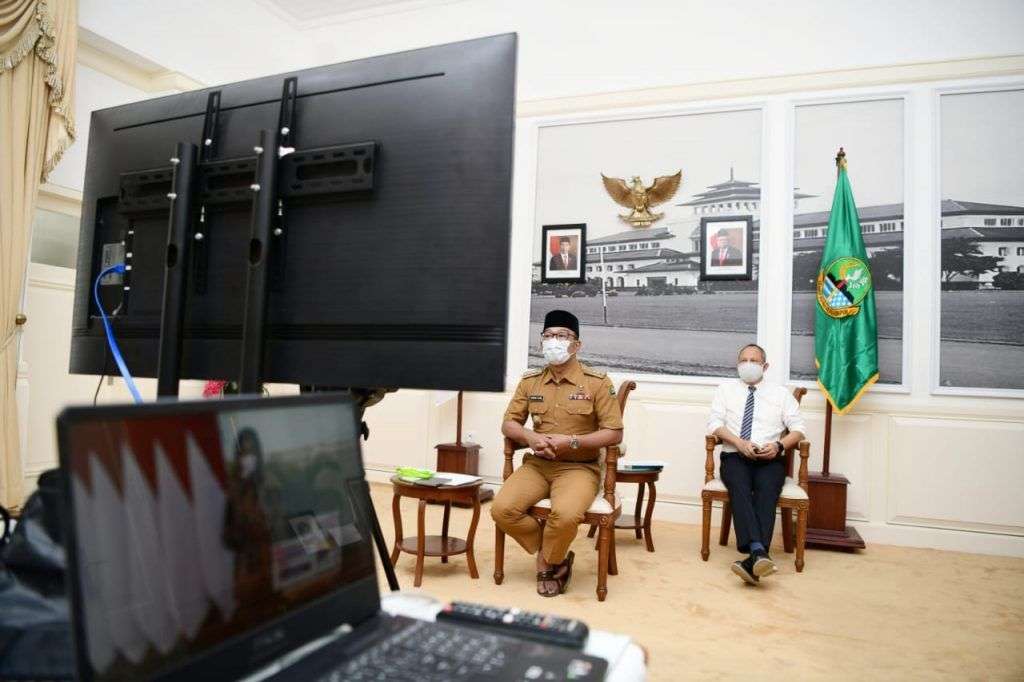 Ridwan Kamil Ikuti Rangkaian Penyerahan DIPA dan TKDD TA 2022 Ridwan Kamil Ikuti Rangkaian Penyerahan DIPA dan TKDD TA 2022