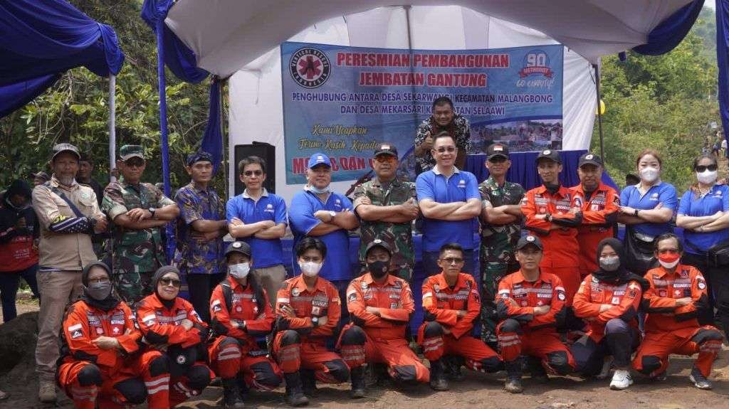 Gandeng Komunitas, Dankodiklatad Resmikan Jembatan Gantung Di Garut Gandeng Komunitas, Dankodiklatad Resmikan Jembatan Gantung Di Garut