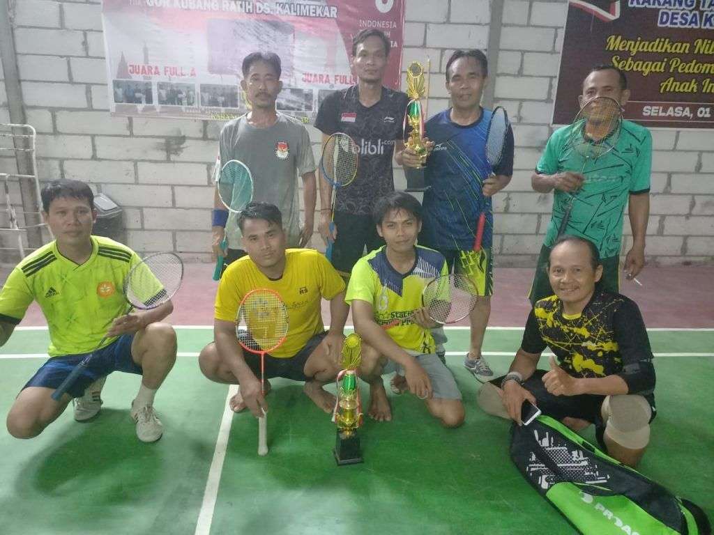 Sambut Tahun 2022, Turnamen Badminton “CAPUR CUP” Digelar Di Desa Kalimekar