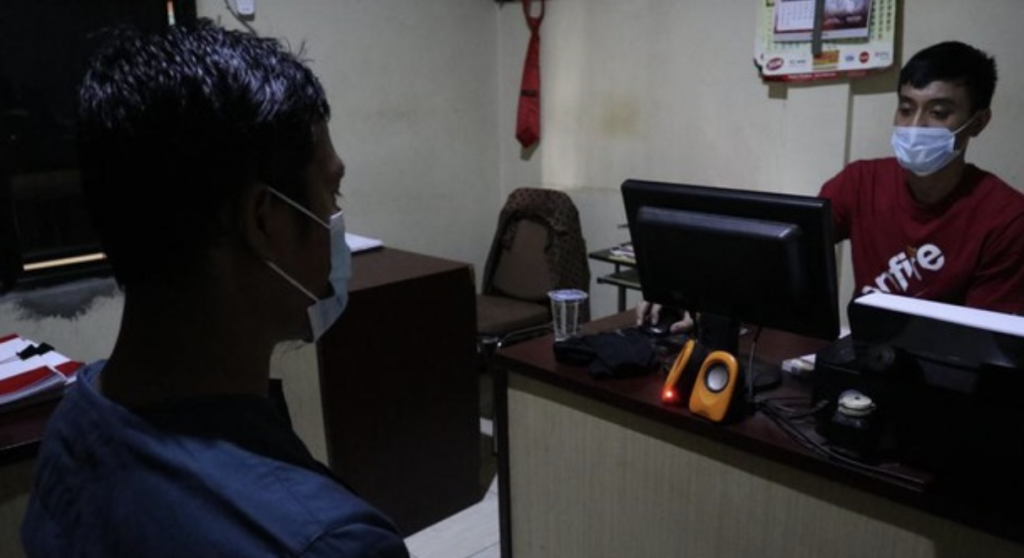 Pimpinan Ponpes di Kuningan yang Cabuli Delapan Santri Ngaku Pernah Dcabuli Pimpinan Ponpes di Kuningan yang Cabuli Delapan Santri Ngaku Pernah Dcabuli